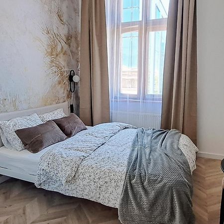 Lion Apartments - Premium Studio With Balcony 克拉科夫 外观 照片