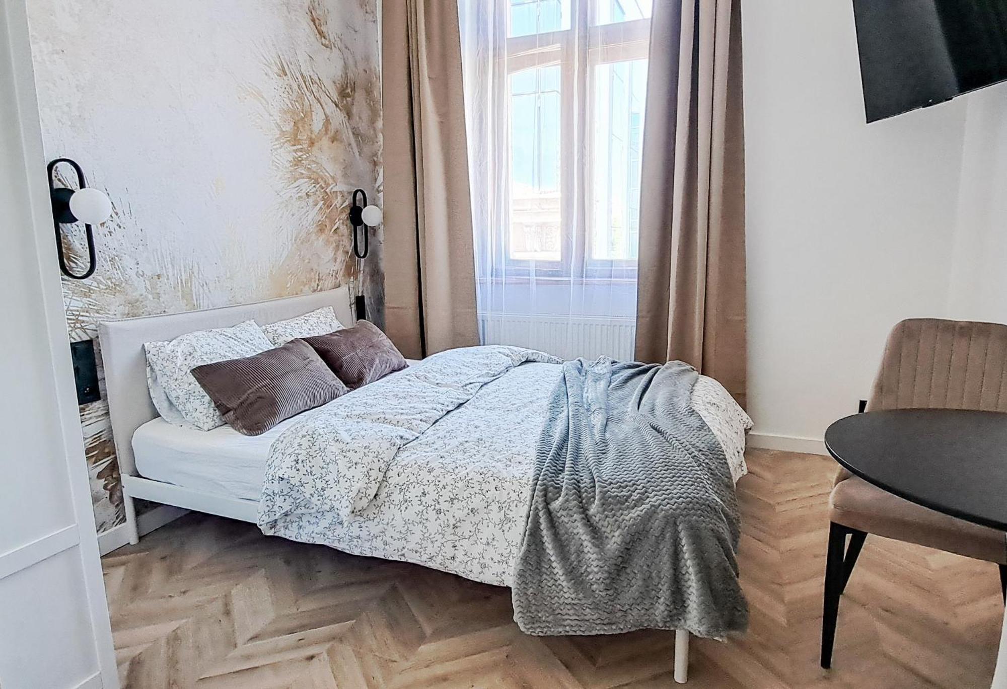 Lion Apartments - Premium Studio With Balcony 克拉科夫 外观 照片